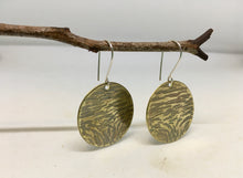 Load image into Gallery viewer, Brass Disk - large