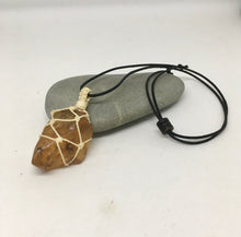 Load image into Gallery viewer, Raw Amber Necklace