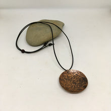 Load image into Gallery viewer, Hammered Copper Necklace-large