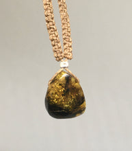 Load image into Gallery viewer, Amber Pendant Necklace
