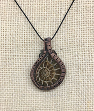 Load image into Gallery viewer, Ammonite Fossil Necklace
